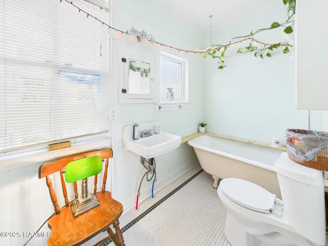 $237,000 | 301 South Pierce Street, Lafayette, LA 70501