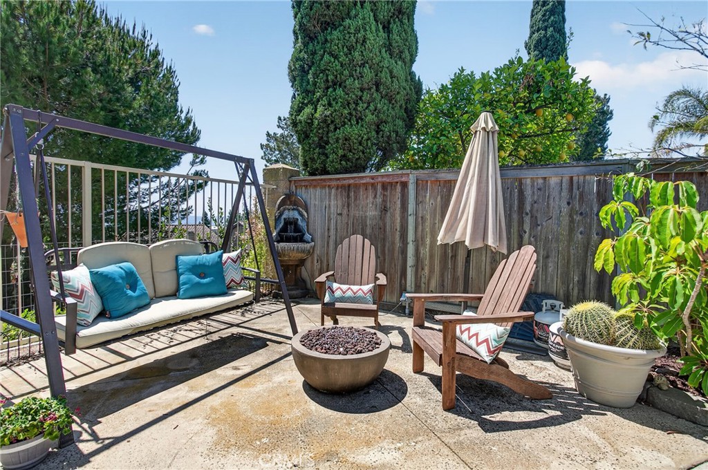8 Ridgecrest Aliso Viejo, CA 92656 - Photo 25 of 38