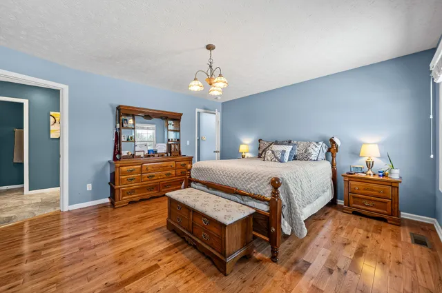 $399,900 | 1130 Emerson Circle, Hopkinsville, KY 42240