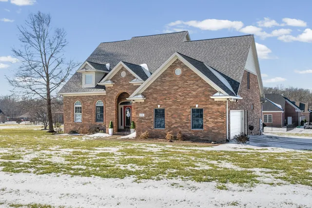 $399,900 | 1130 Emerson Circle, Hopkinsville, KY 42240