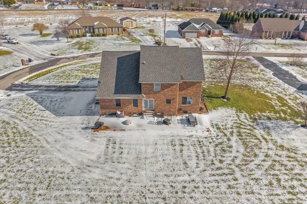 $399,900 | 1130 Emerson Circle, Hopkinsville, KY 42240