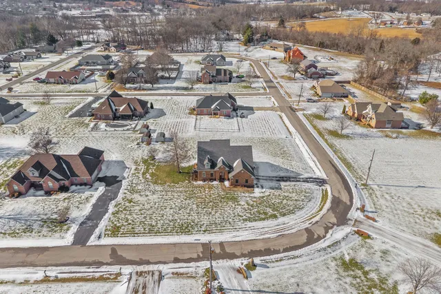 $399,900 | 1130 Emerson Circle, Hopkinsville, KY 42240