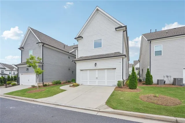 $830,000 | 1055 Poppy Pointe, Alpharetta, GA 30004