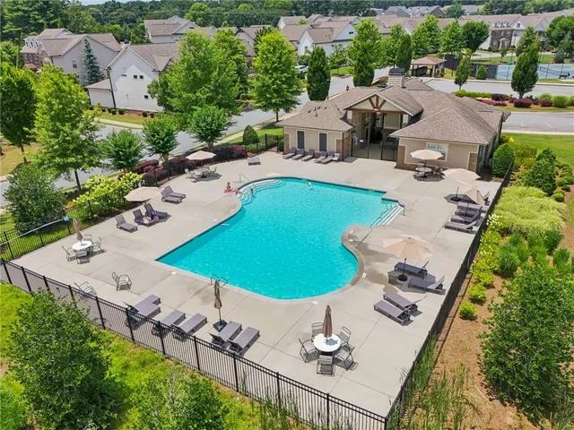 $830,000 | 1055 Poppy Pointe, Alpharetta, GA 30004