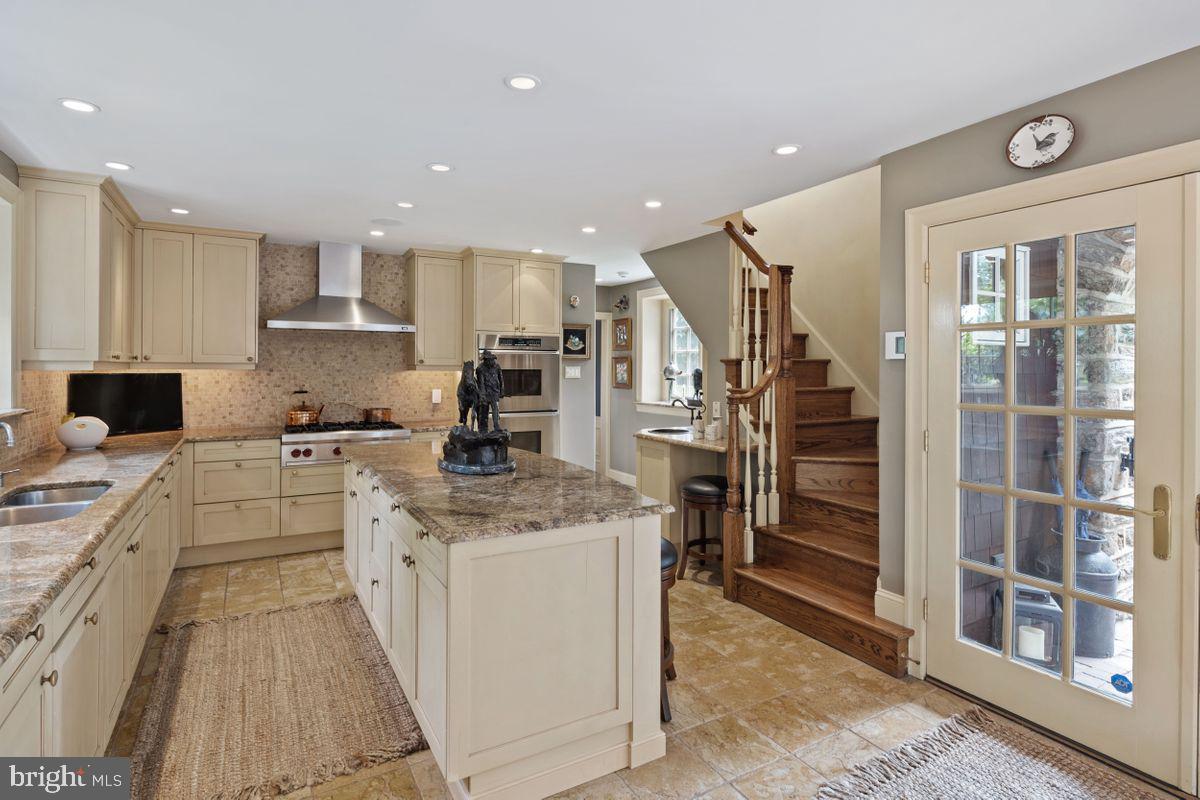 1380 Gilbert Road Jenkintown, PA 19046 - Photo 4 of 49