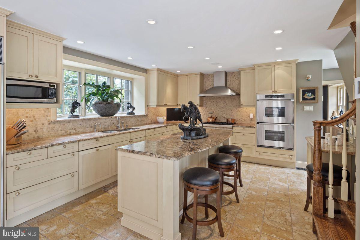 1380 Gilbert Road Jenkintown, PA 19046 - Photo 6 of 49