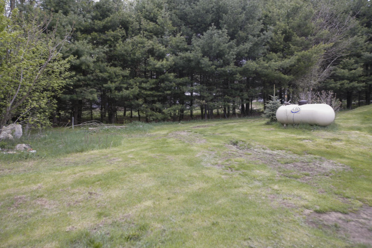 1250 Marsh Road Plainwell, MI 49080 - Photo 24 of 26 1252-1250 marsh-118