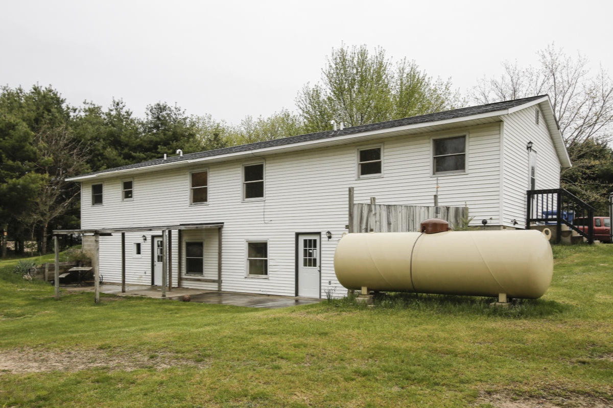 1250 Marsh Road Plainwell, MI 49080 - Photo 26 of 26 1252-1250 marsh-120
