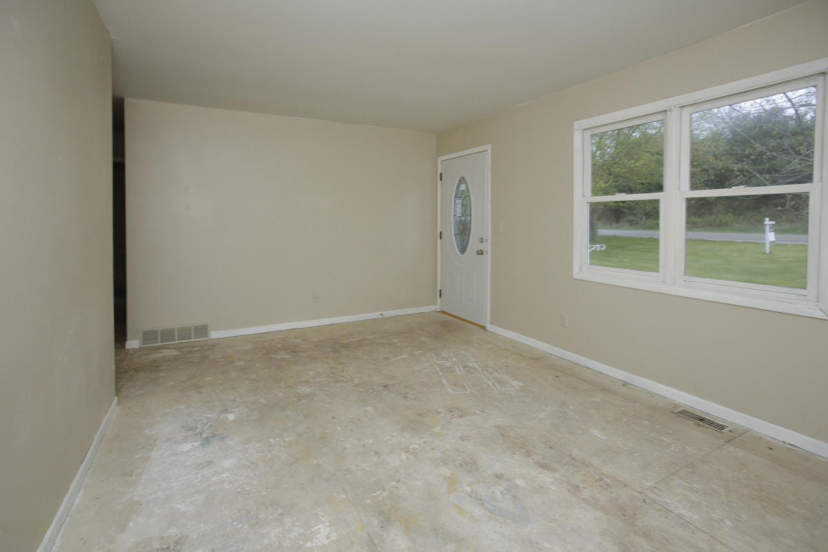 1250 Marsh Road Plainwell, MI 49080 - Photo 6 of 26 1252-1250 marsh-104