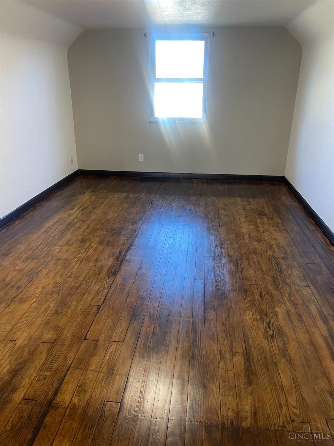 51 Ridgeway Road Cincinnati, OH 45216 - Photo 17 of 21 Gallery Image 17