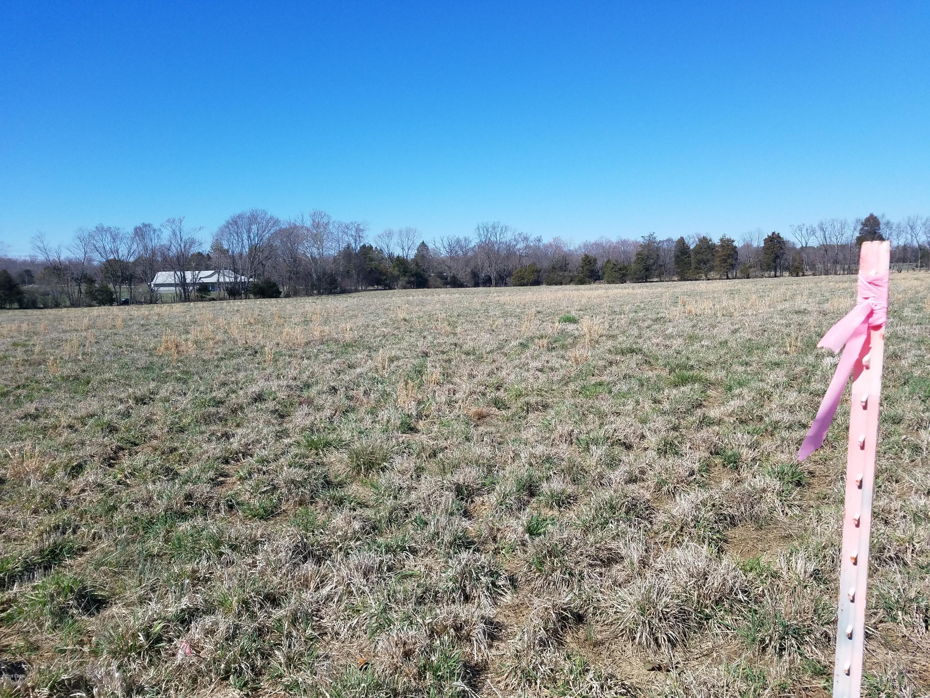 8270 Sunnybrook Road Marion, IL 62959 - Photo 1 of 8
