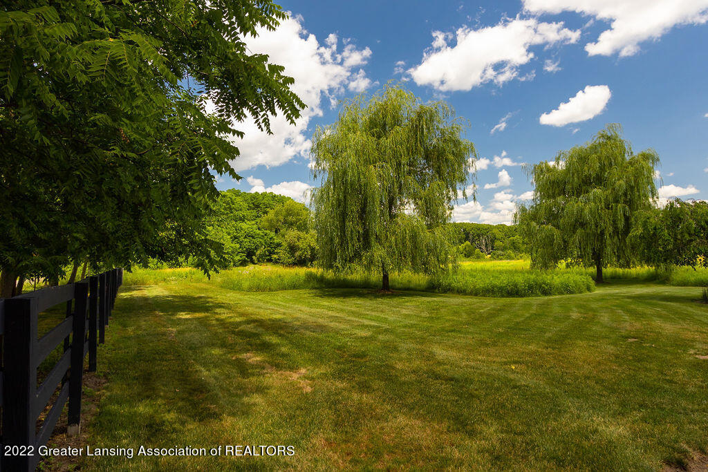 640 Dart Road Mason, MI 48854 - Photo 77 of 103 Exteriors-9