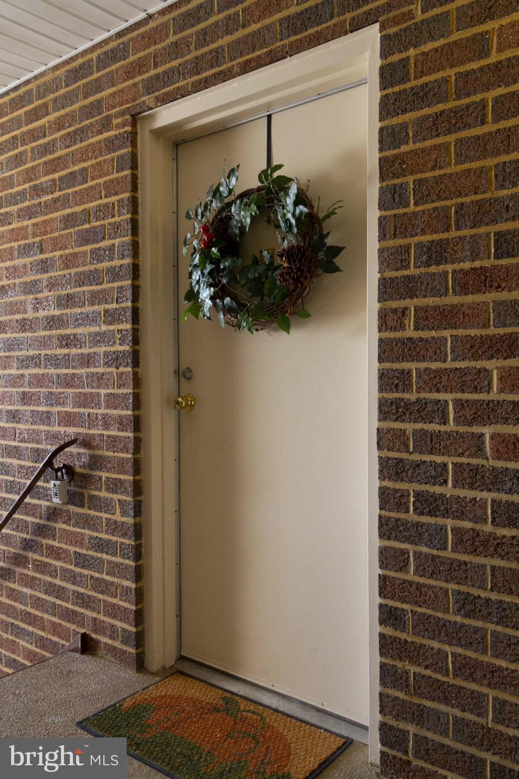 2572 Riva Road, Unit 20B Annapolis, MD 21401 - Photo 3 of 18 a view of a door
