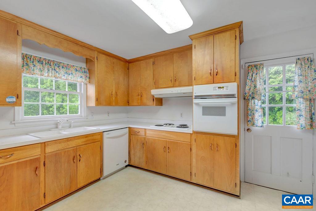 309 Dover Road Charlottesville, VA 22901 - Photo 15 of 58 Gallery Image 15