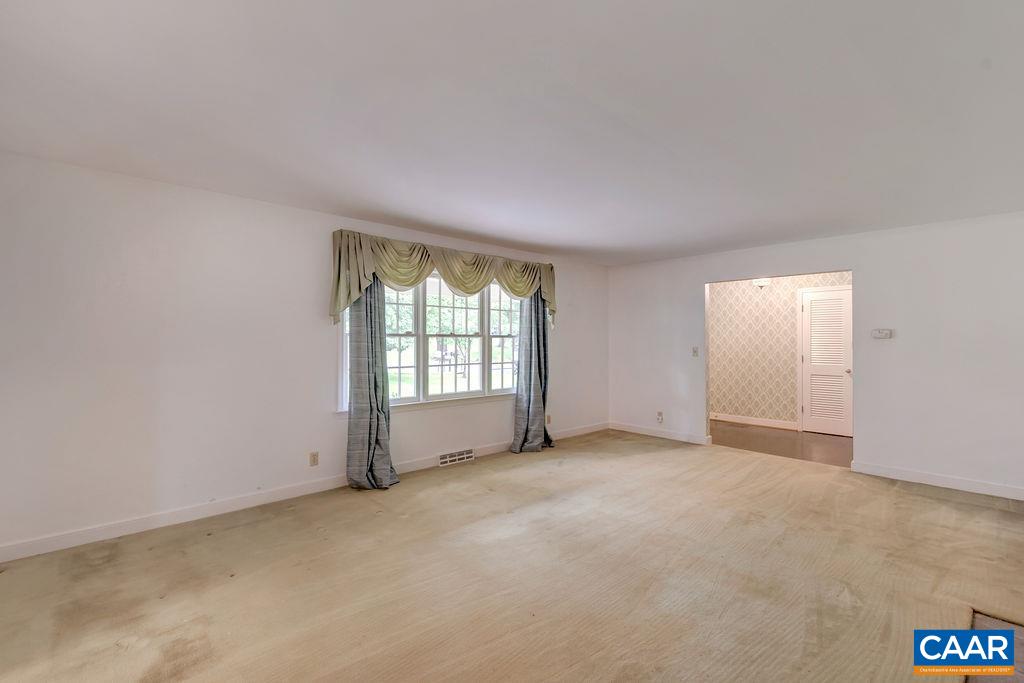 309 Dover Road Charlottesville, VA 22901 - Photo 10 of 58 Gallery Image 10