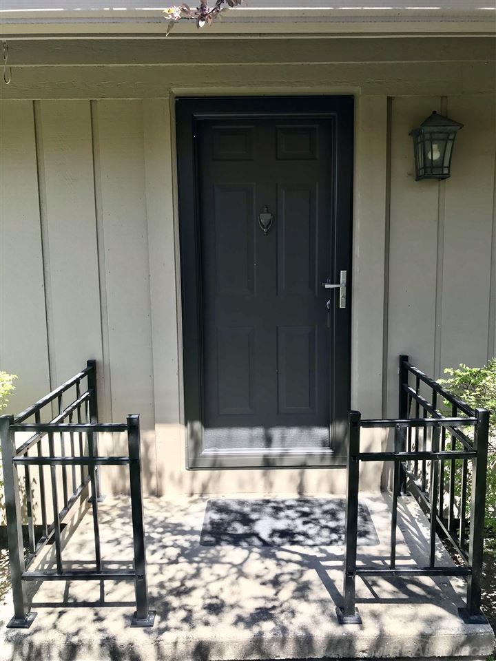 1891 Allenway Court Rochester Hills, MI 48309 - Photo 3 of 46