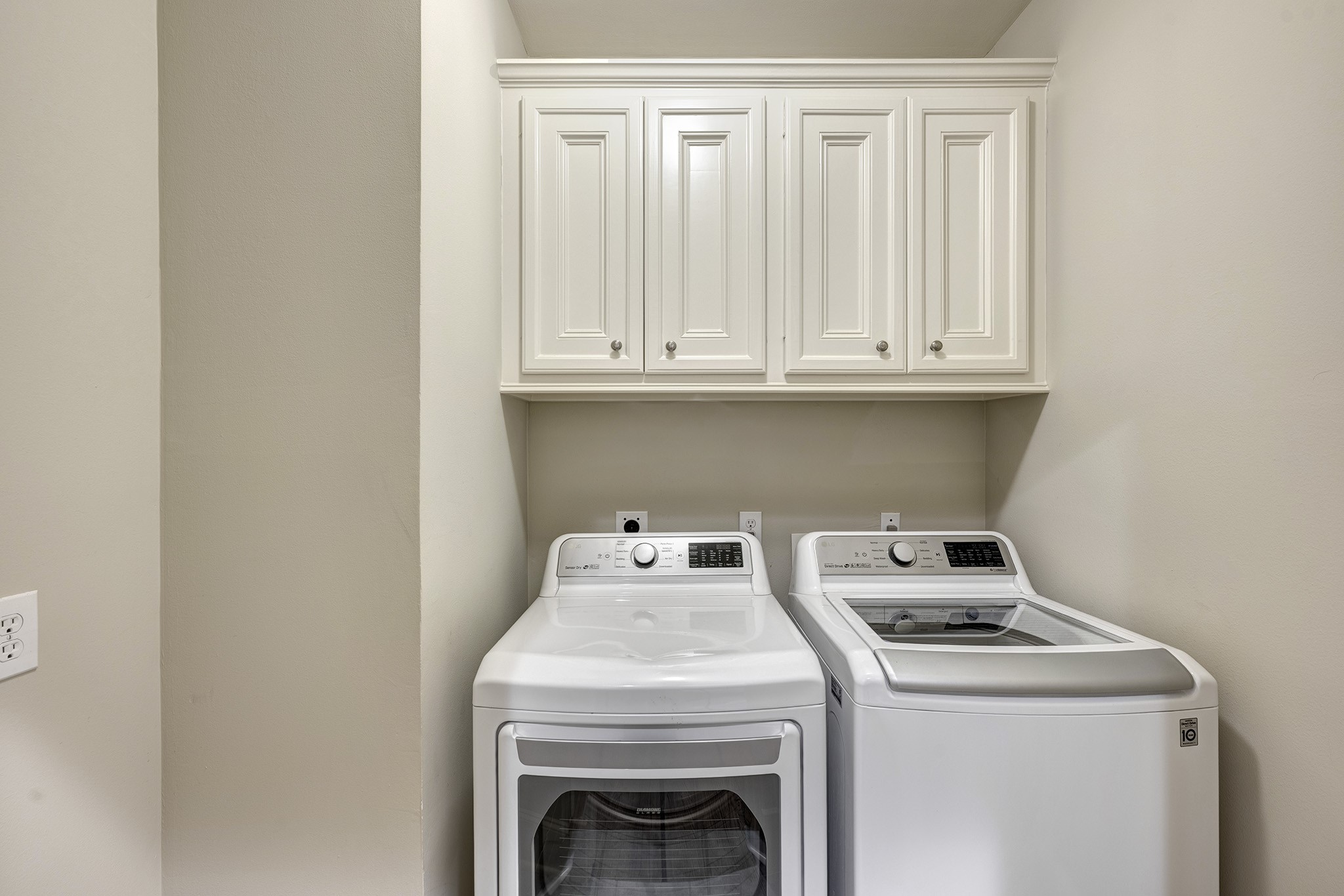 2740 Wroxton Road West University Place, TX 77005 - Photo 24 of 28 Utility Room