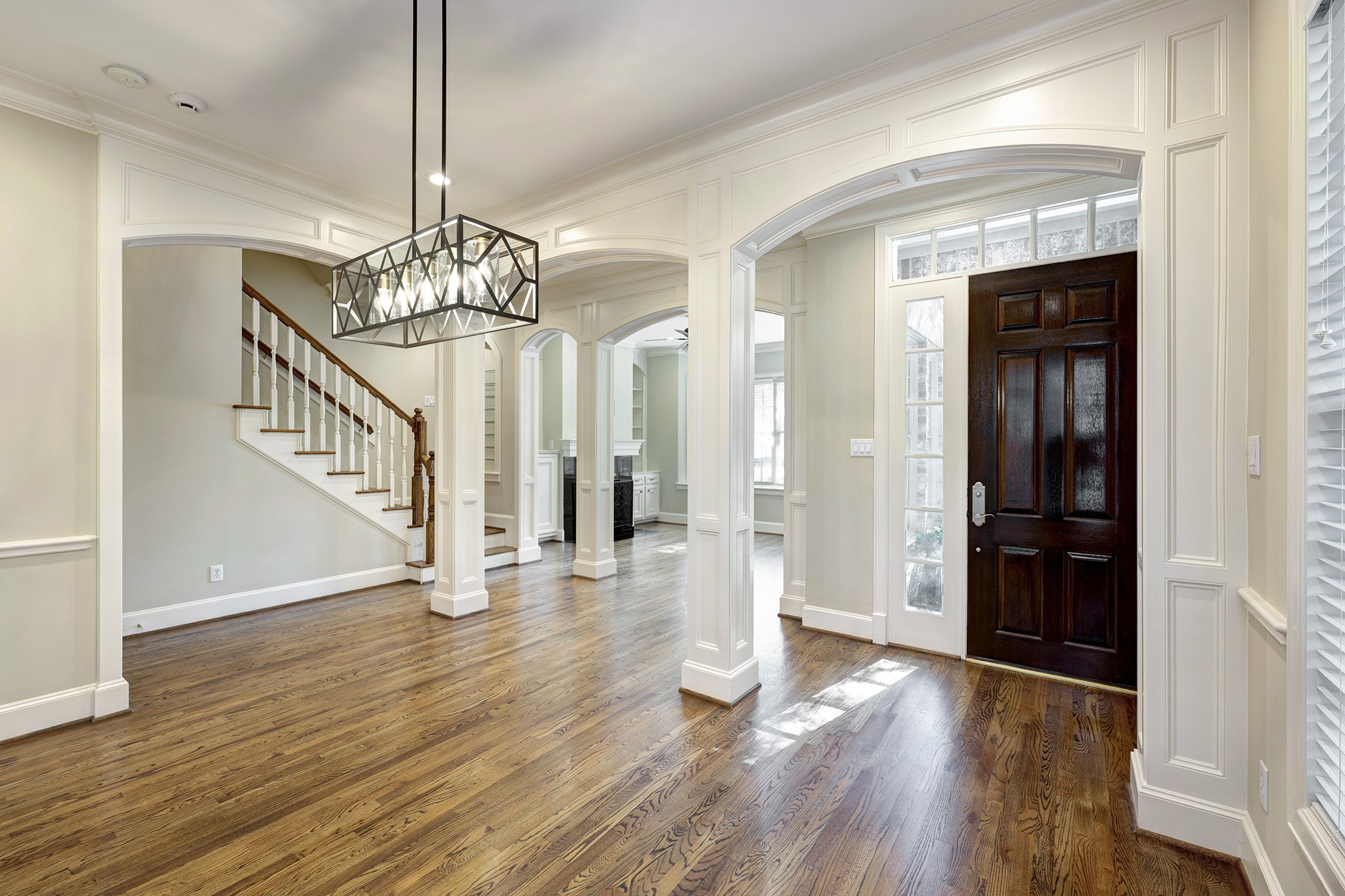 2740 Wroxton Road West University Place, TX 77005 - Photo 7 of 28 Dining Room facing entry