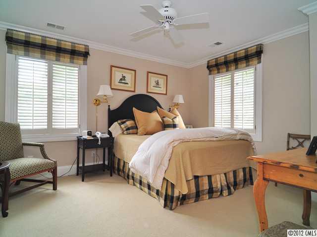 751 Edgehill Road South Charlotte, NC 28207 - Photo 14 of 16 Gallery Image 14