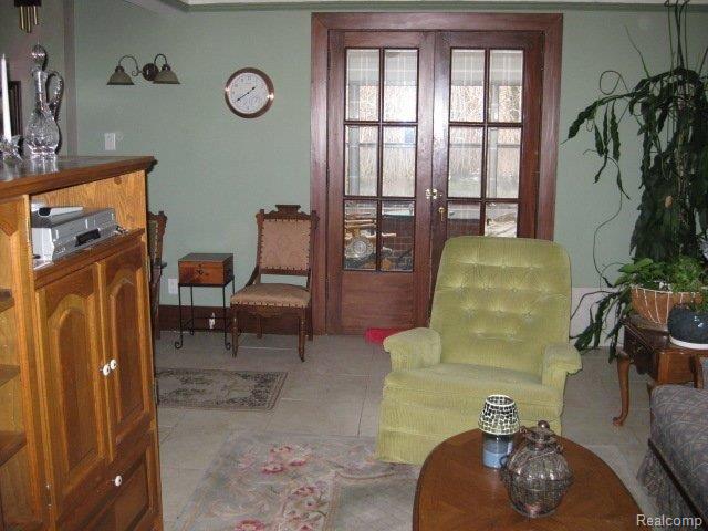 5815 Chicago Road Warren, MI 48092 - Photo 8 of 12 IMG_0007