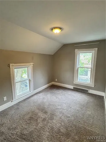 $1,200 | 260 Chestnut Street, Unit 2, Lockport City, NY 14094