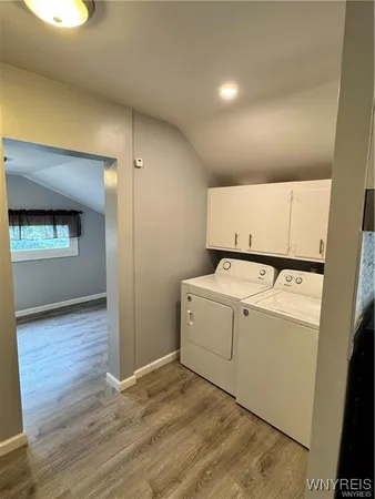 $1,200 | 260 Chestnut Street, Unit 2, Lockport City, NY 14094