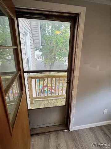 $1,200 | 260 Chestnut Street, Unit 2, Lockport City, NY 14094