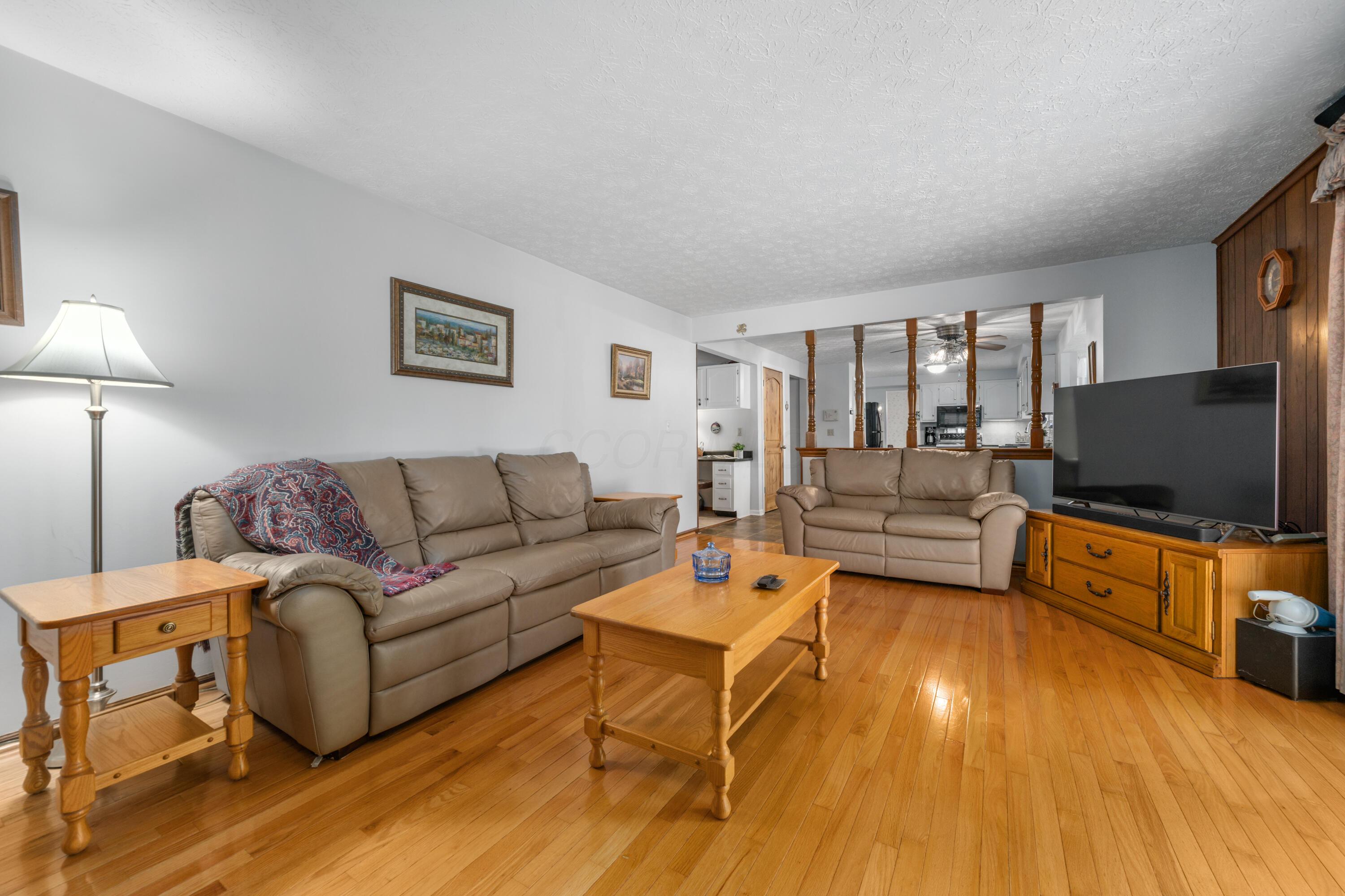639 Link Road Whitehall, OH 43213 - Photo 29 of 73 29-print-DSC04402