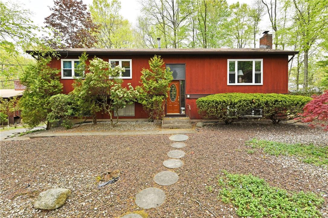 21 Renfrew Road Chestnut Ridge, NY 10977 - Photo 1 of 1