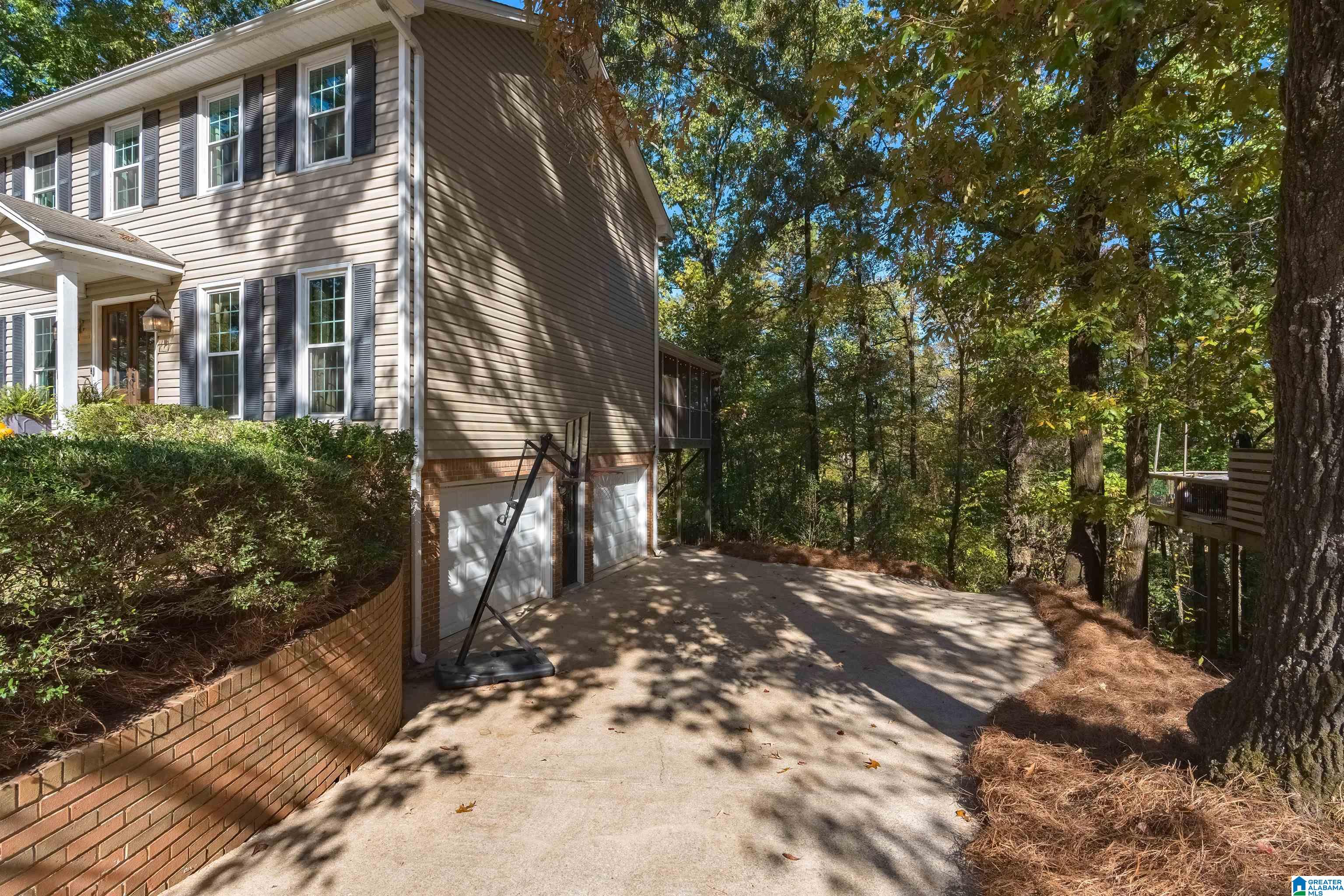 2033 Shagbark Road Birmingham, AL 35244 - Photo 4 of 36