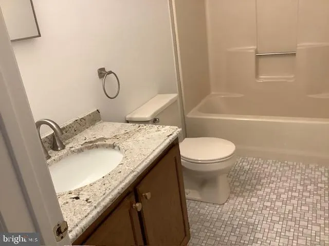 $2,200 | 125 Allens Lane, Mullica Hill, NJ 08062