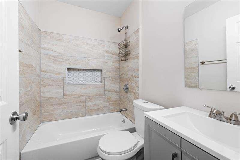 2506 Maple Street East Point, GA 30344 - Photo 10 of 27 Gallery Image 10
