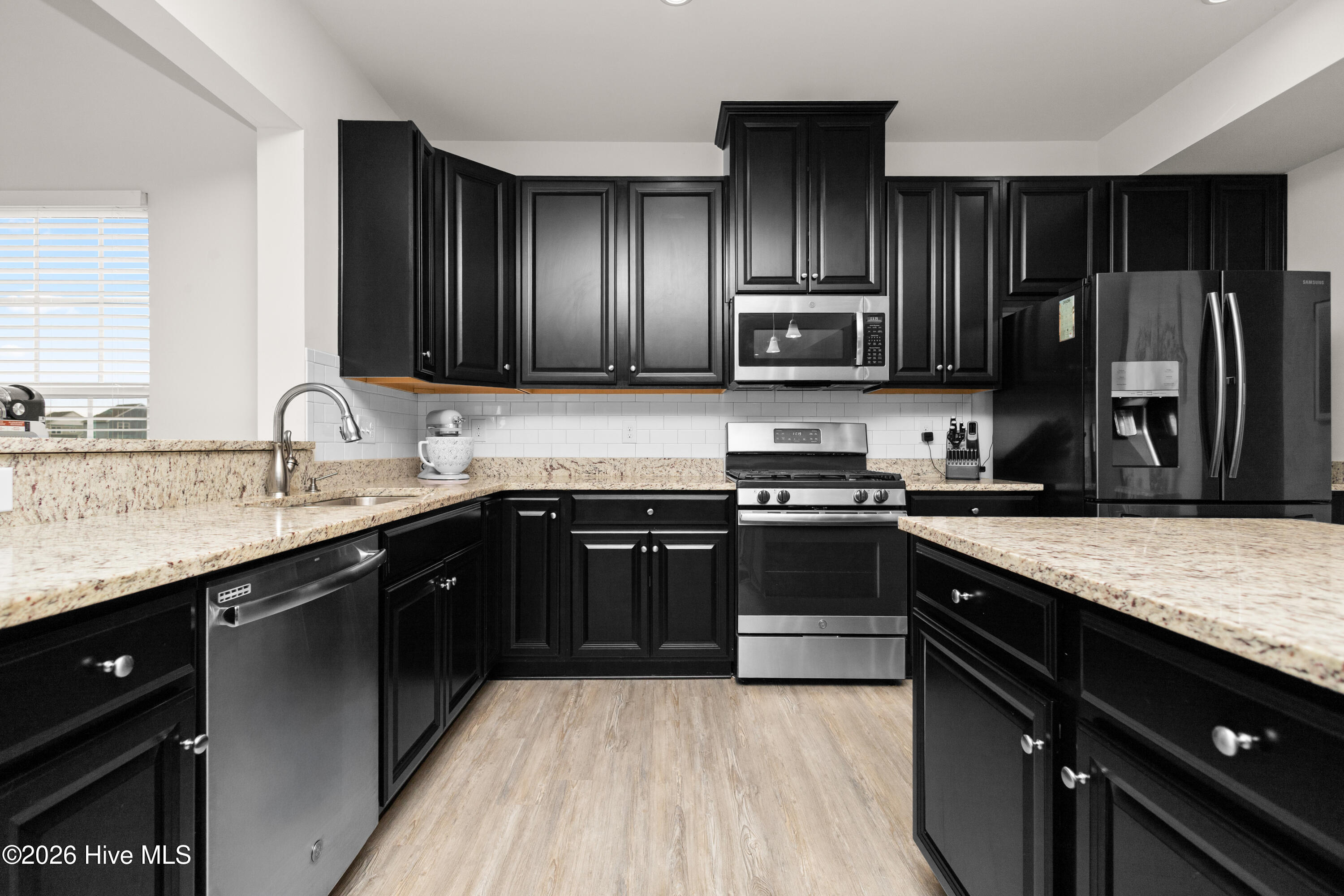 217 Sunny Lake Road Moyock, NC 27958 - Photo 23 of 75 Kitchen