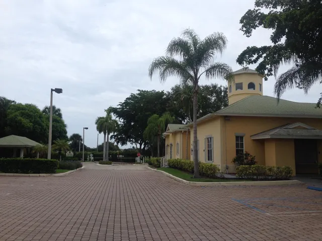 a view of a park with entertaining space