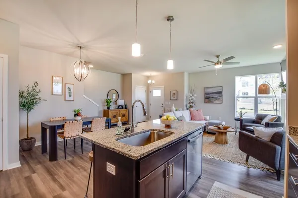 $453,500 | 6854 Belle Fontaine Boulevard, Middleton, WI 53562