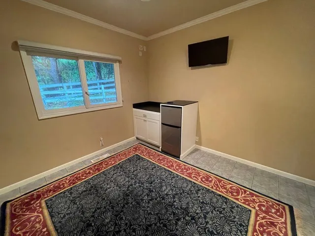 $1,600 | 345 Cervantes Road, Portola Valley, CA 94028