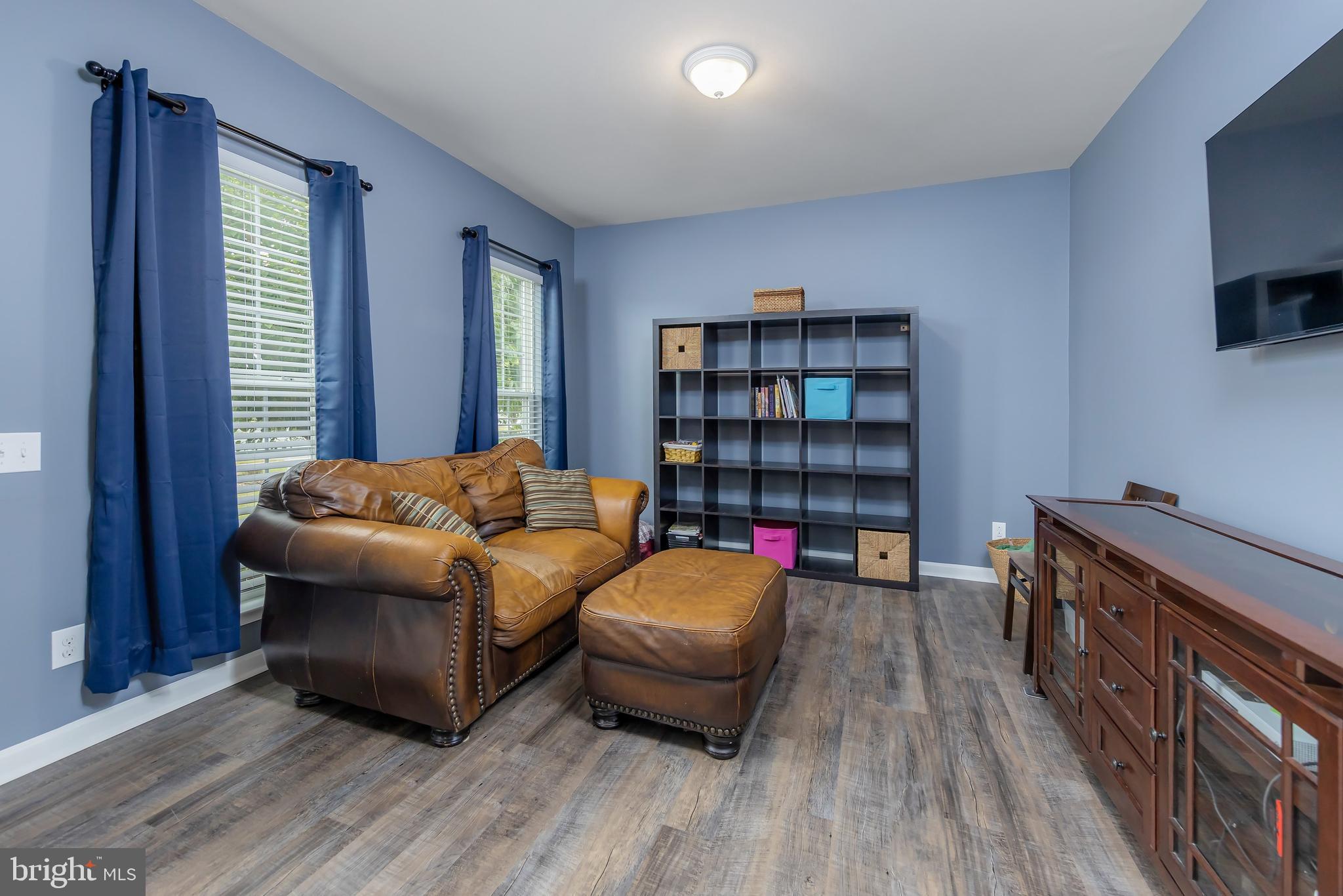 5 Campbell Court Mickleton, NJ 08056 - Photo 8 of 40 Living Room