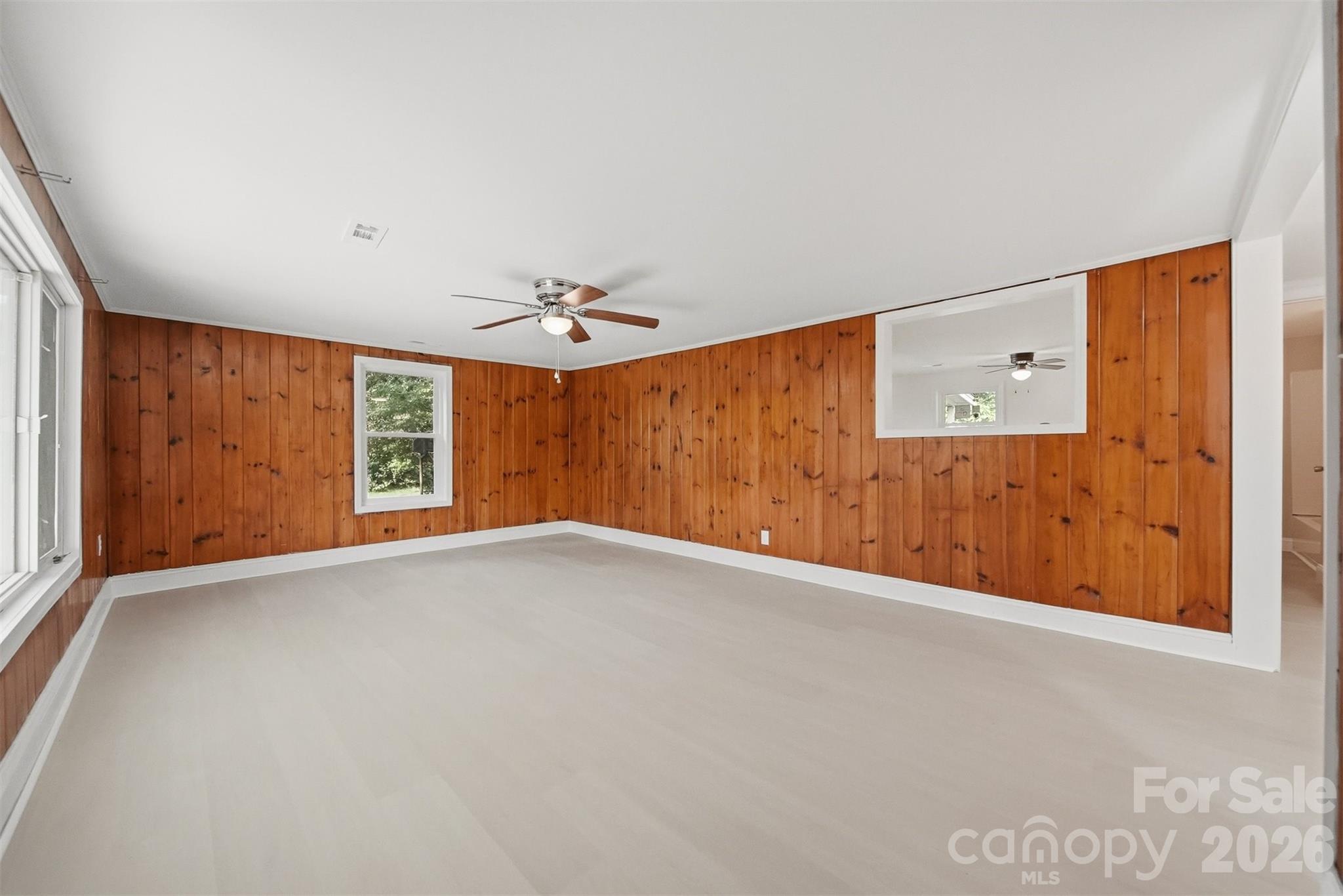 218 33rd Street Southwest Hickory, NC 28602 - Photo 18 of 26