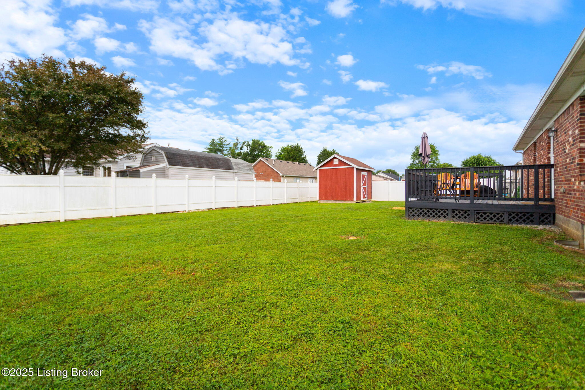 405 Forest Ridge Drive Mount Washington, KY 40047 - Photo 37 of 42 405 Forest Ridge Dr-10