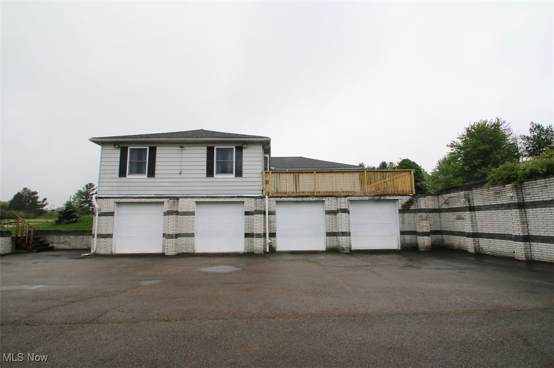 9229 Bascom Road Chardon, OH 44024 - Photo 41 of 45 4 Car Attached Garage