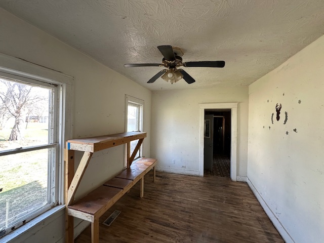 102 North Jackson Street Gardner, IL 60424 - Photo 9 of 23 a view of a hallway with furniture and a window