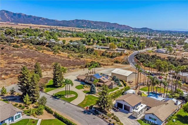 $1,299,999 | 35225 Crystal Street, Yucaipa, CA 92399