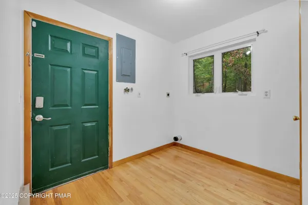 $209,900 | 326 Otter Court, Bushkill, PA 18324