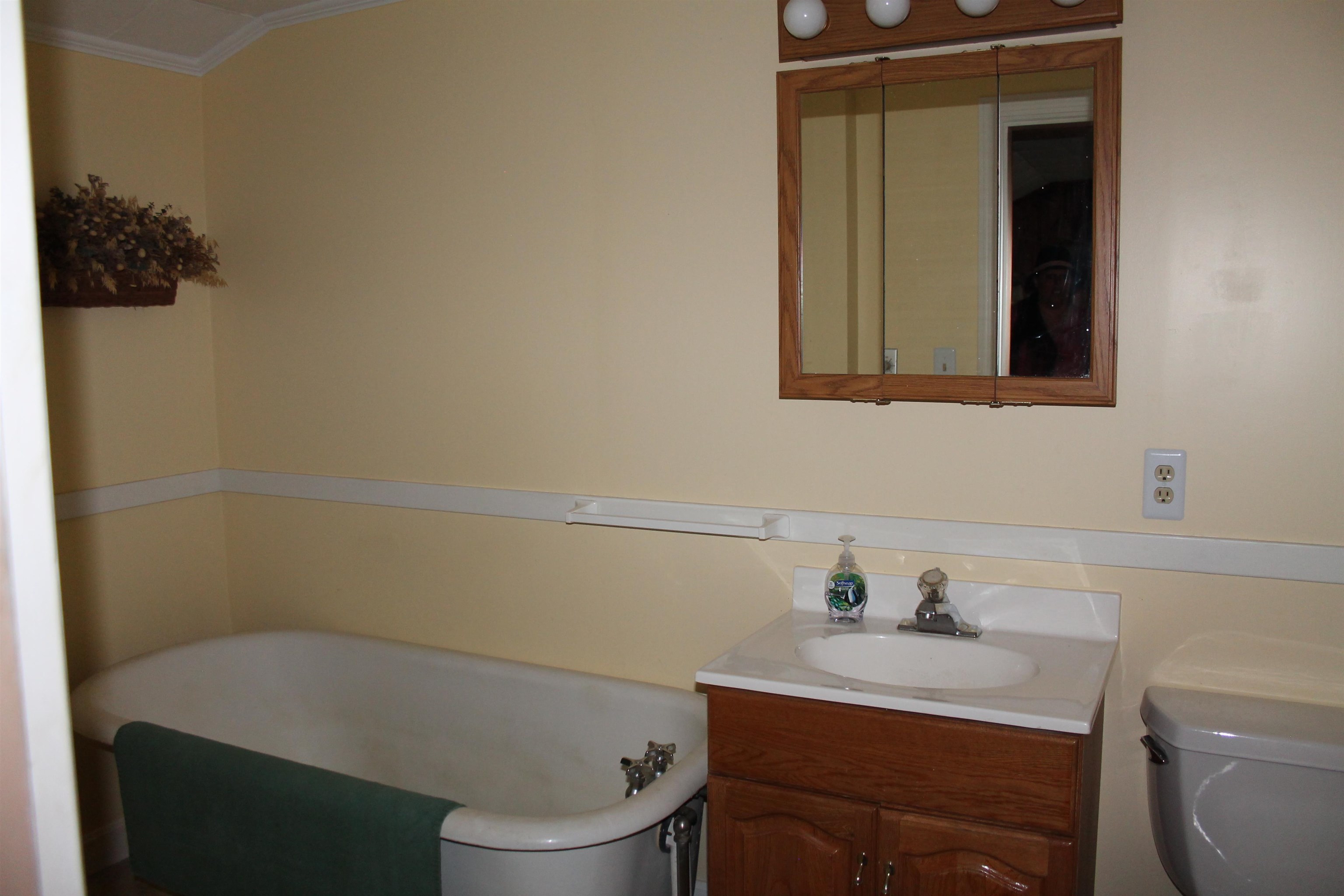 230 Gorham Hill Road Gorham, NH 03581 - Photo 17 of 39 Gallery Image 17