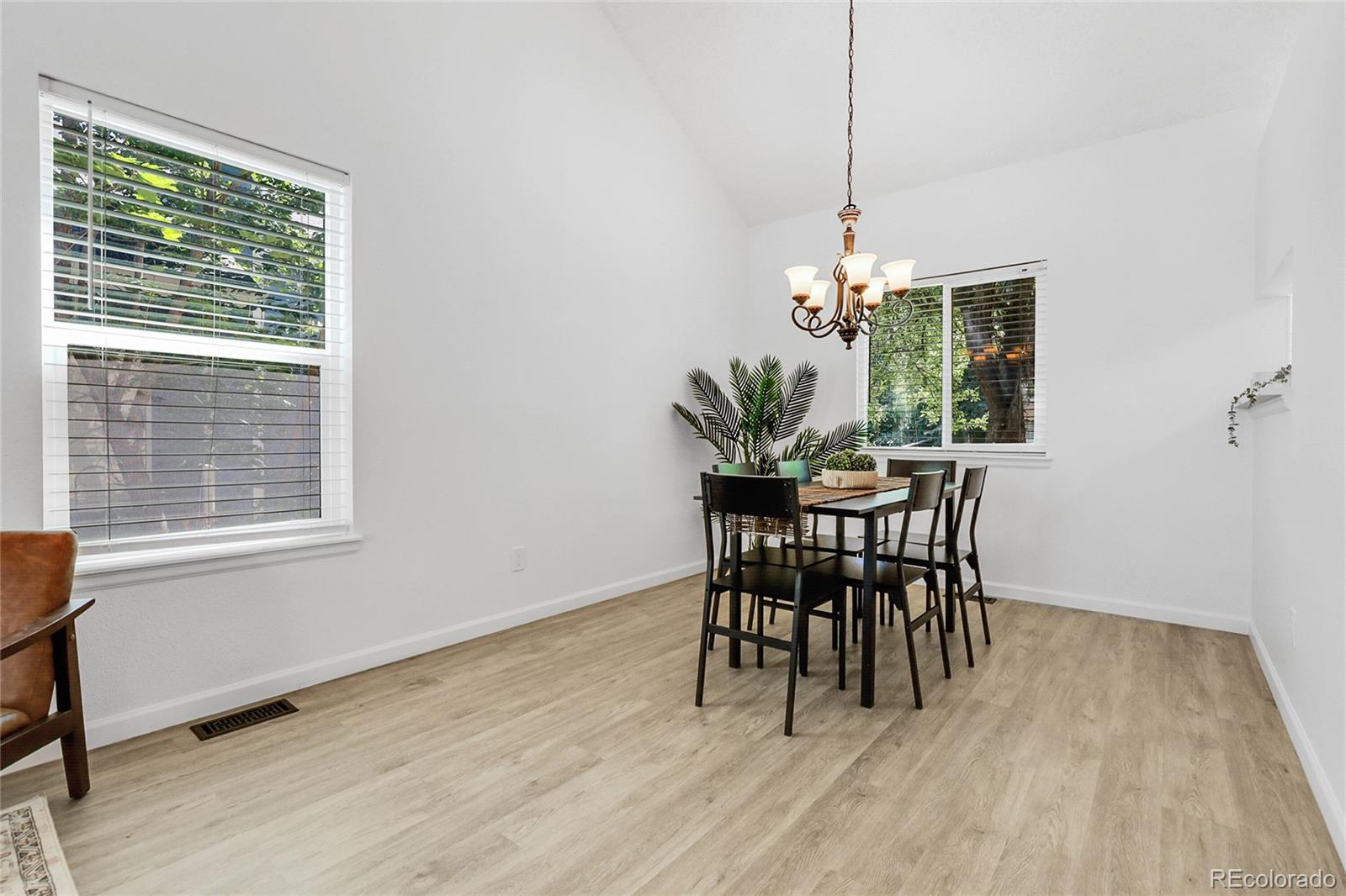 768 Poppywood Place Highlands Ranch, CO 80126 - Photo 9 of 31