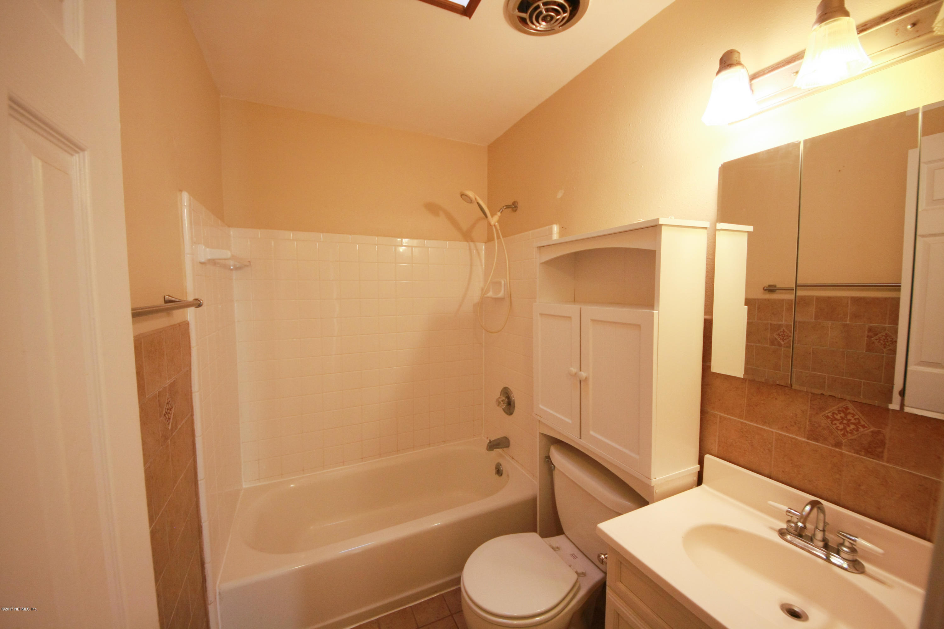 6243 Diane Road Jacksonville, FL 32277 - Photo 12 of 21 diane 4