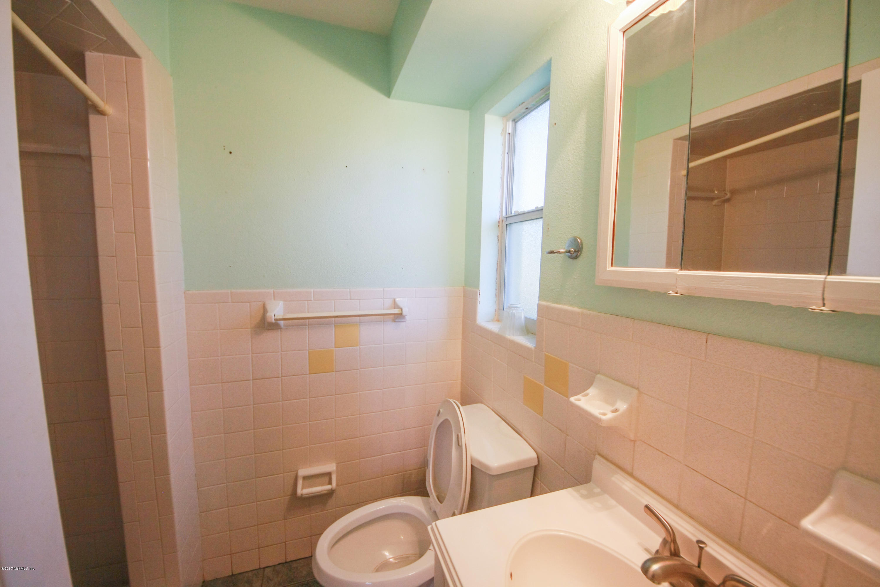 6243 Diane Road Jacksonville, FL 32277 - Photo 16 of 21 diane 7