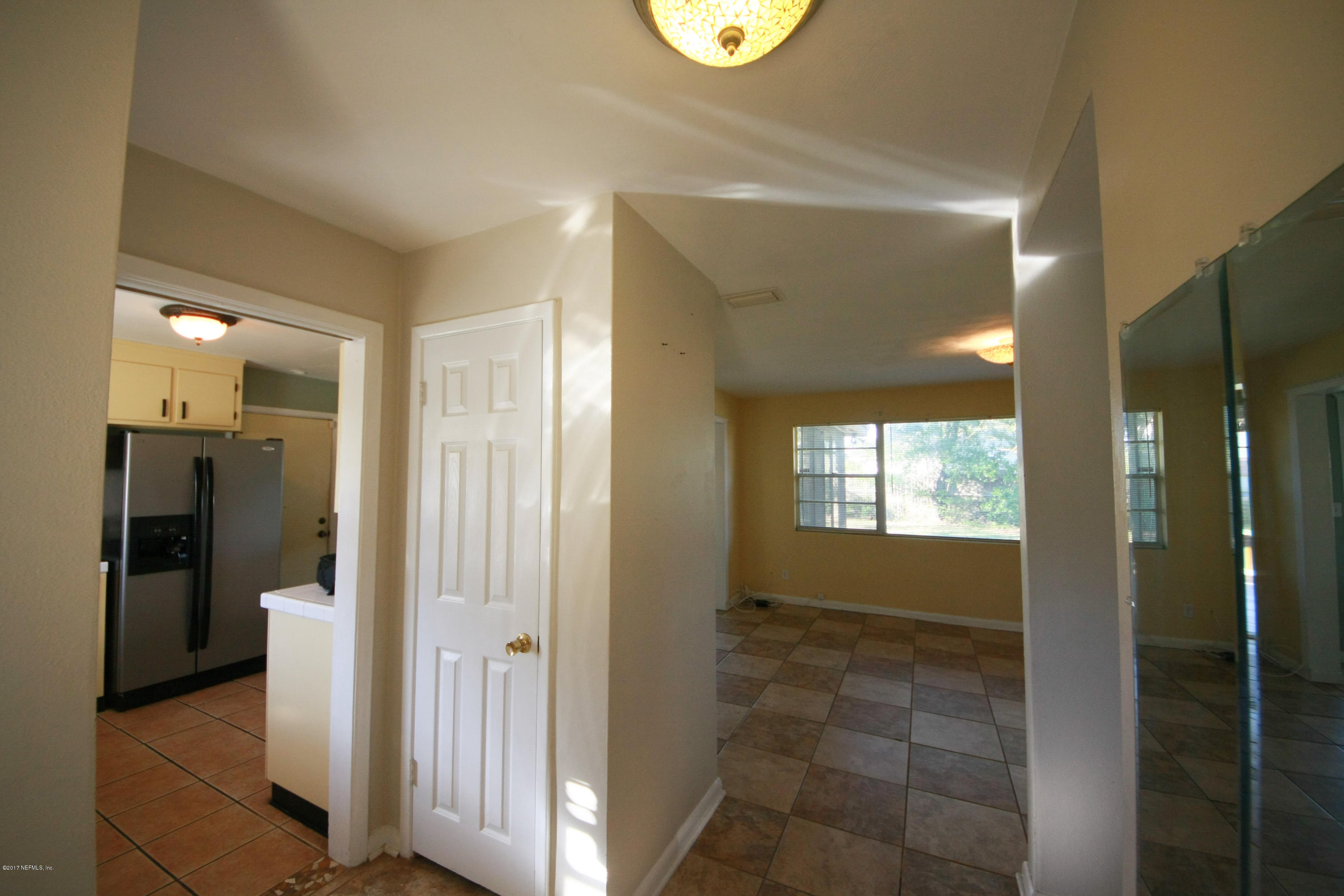 6243 Diane Road Jacksonville, FL 32277 - Photo 2 of 21 diane 2