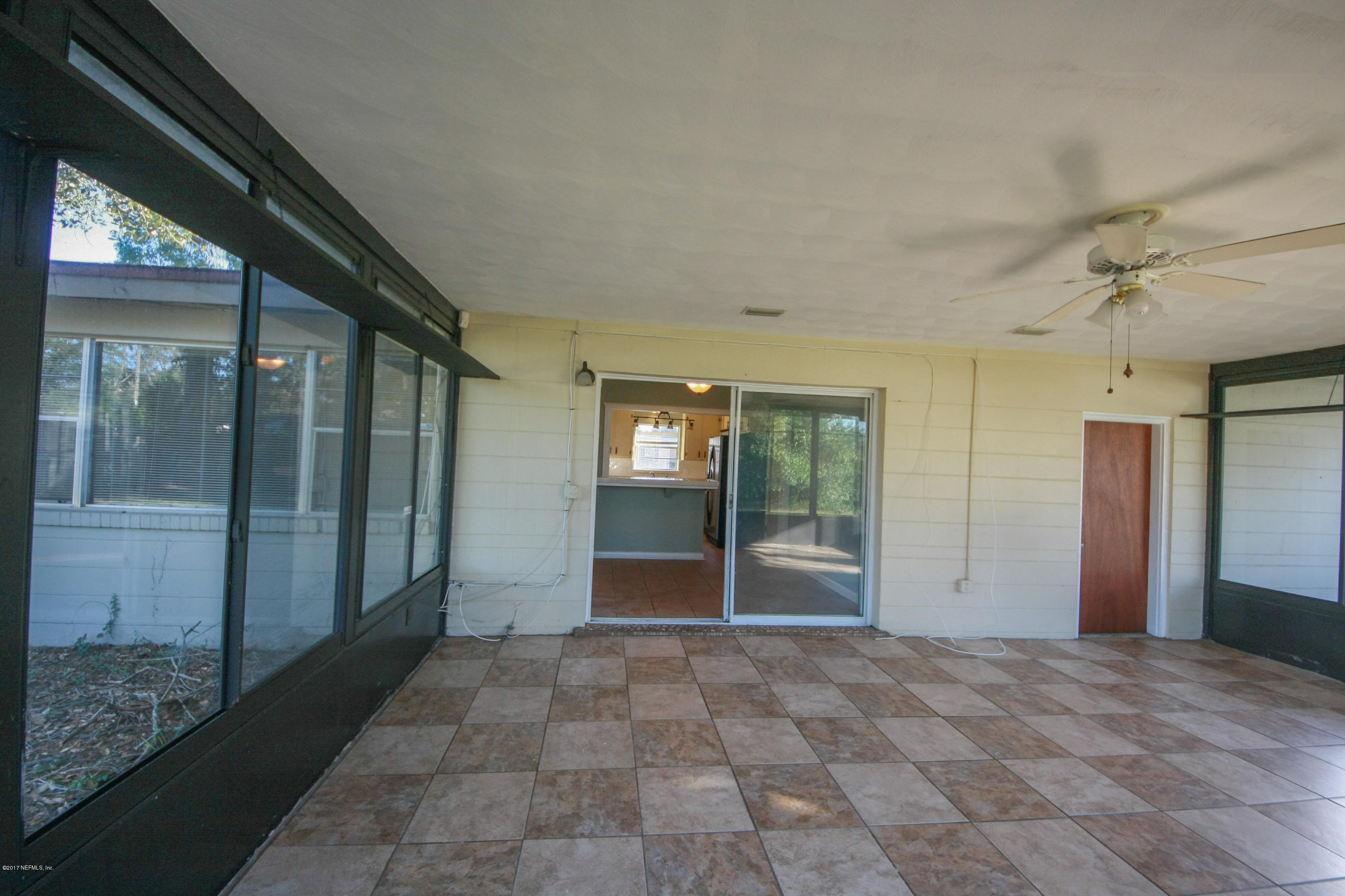 6243 Diane Road Jacksonville, FL 32277 - Photo 9 of 21 diane 15