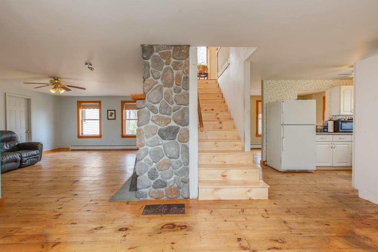 147 Old Turnpike Road Salisbury, NH 03268 - Photo 5 of 40